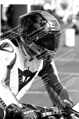 media/Apr-10-2022-SoCal Trackdays (Sun) [[f104b12566]]/Around the Pits/